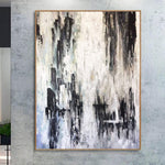 Arte paisajístico abstracto en blanco, gris y marrón | RAIN VEIL