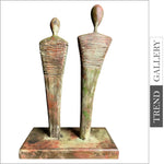 Escultura de madera creativa Original tallada a mano Pareja enamorada Figura de mesa moderna para decoración del hogar | DUET 12"x17"